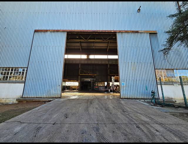 6,700M² FACTORY TO LET IN DUNCANVILLE
